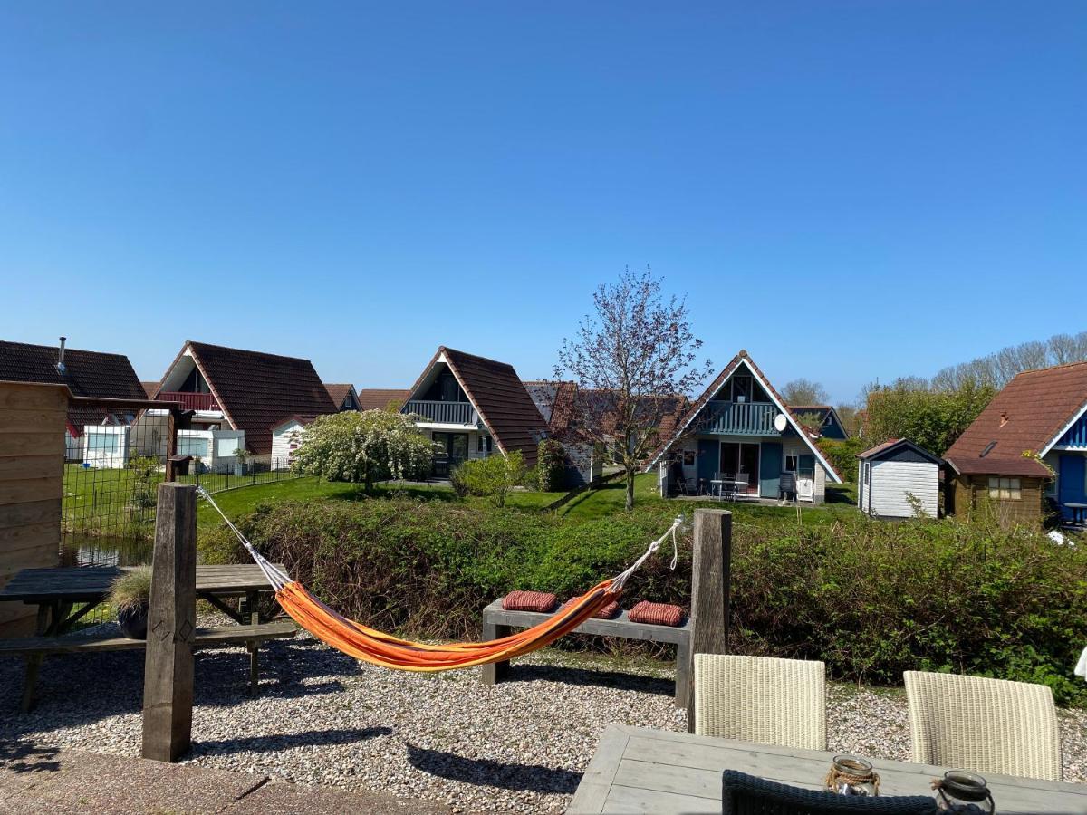 De Lauwersmeer Vogel Mit Eingezaeuntem Garten Anjum Exterior foto
